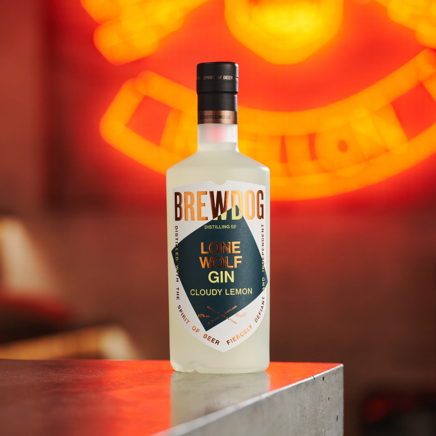 LoneWolf Cloudy Lemon Gin 40% 0,7l 4 LoneWolf Cloudy Lemon Gin 40% 0,7l – Bild 4